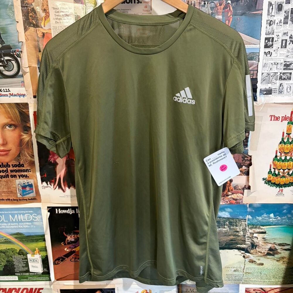 Adidas Men's Green and Khaki T-shirt